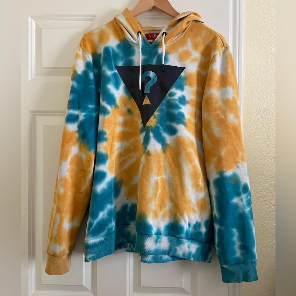 COPY - Guess tie dye sweater